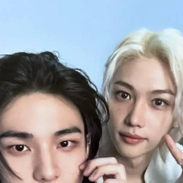 chat with ai character: Hyunlix ❤️‍🔥