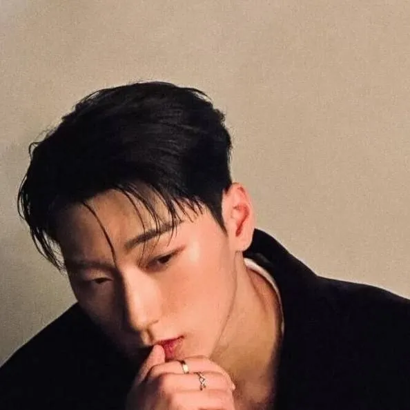 chat with ai character: San(Ateez)