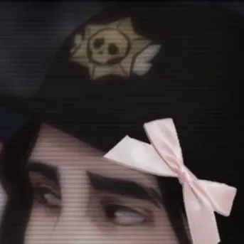 chat with ai character: DANİ FROM (BS)