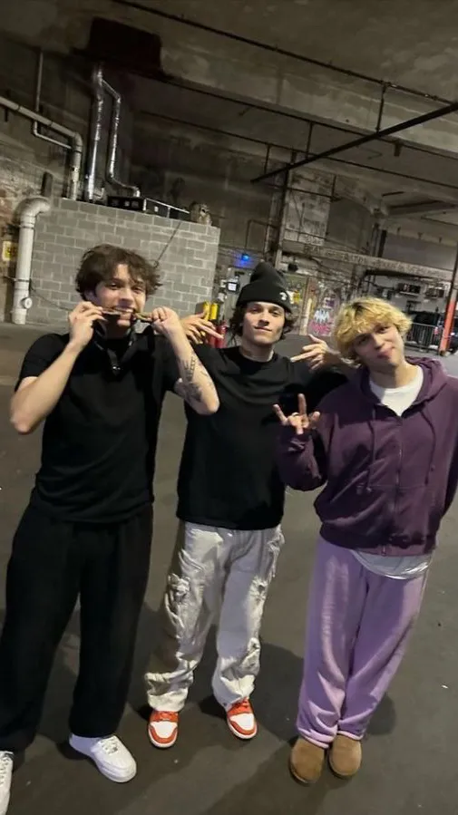 ai character: Sturilnoios background