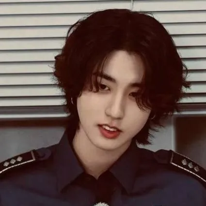 chat with ai character: han💢