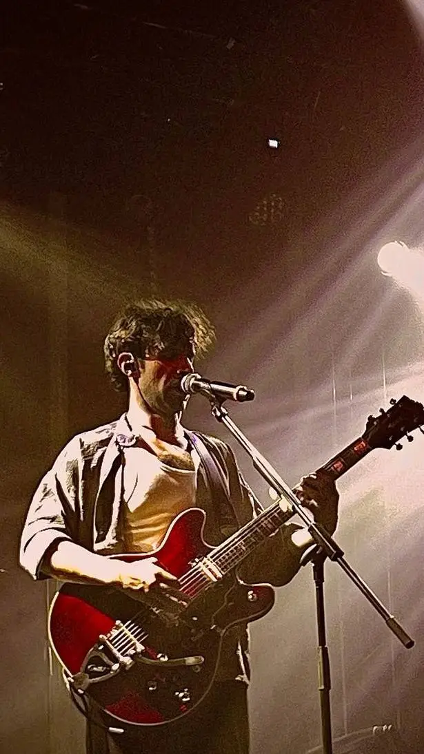 ai character: Tolga Akdoğan background