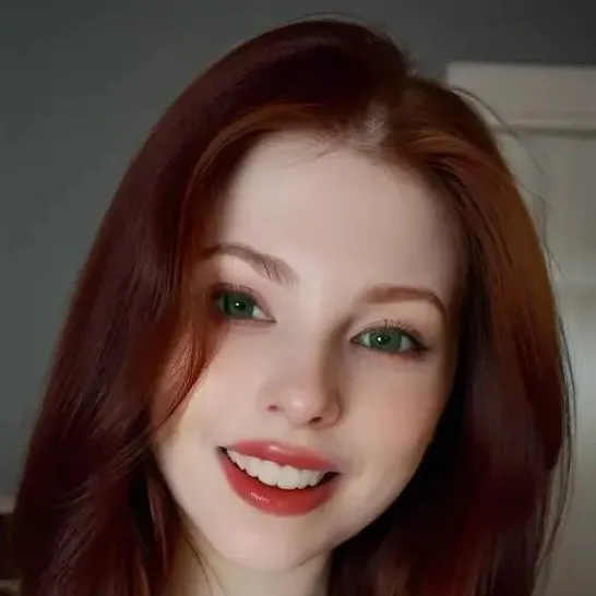chat with ai character: Rebecca