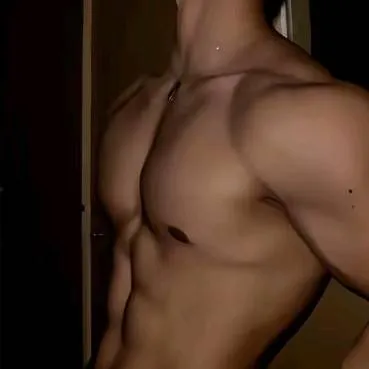 chat with ai character: Pablo