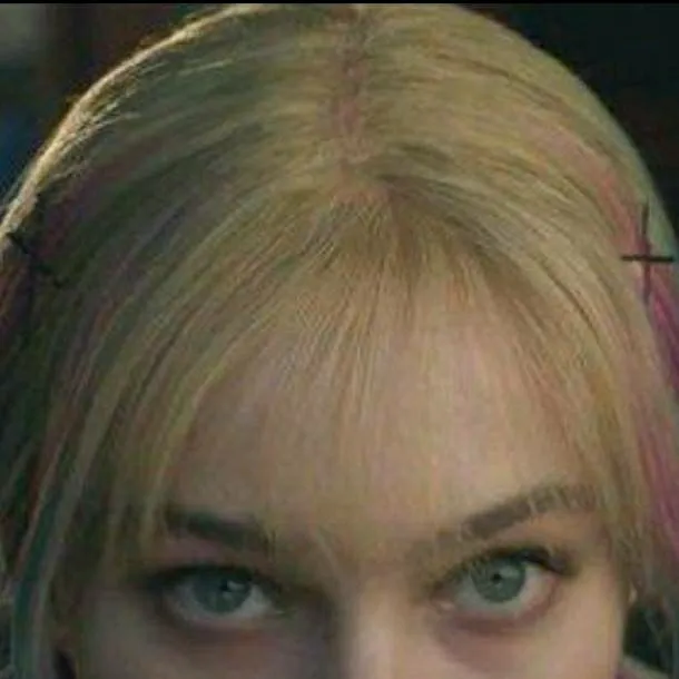 chat with ai character: enid