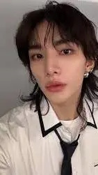ai character: Hyunjin  background