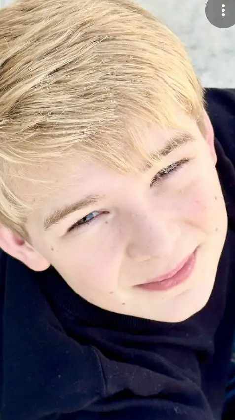 ai character: mischief Mikey  background