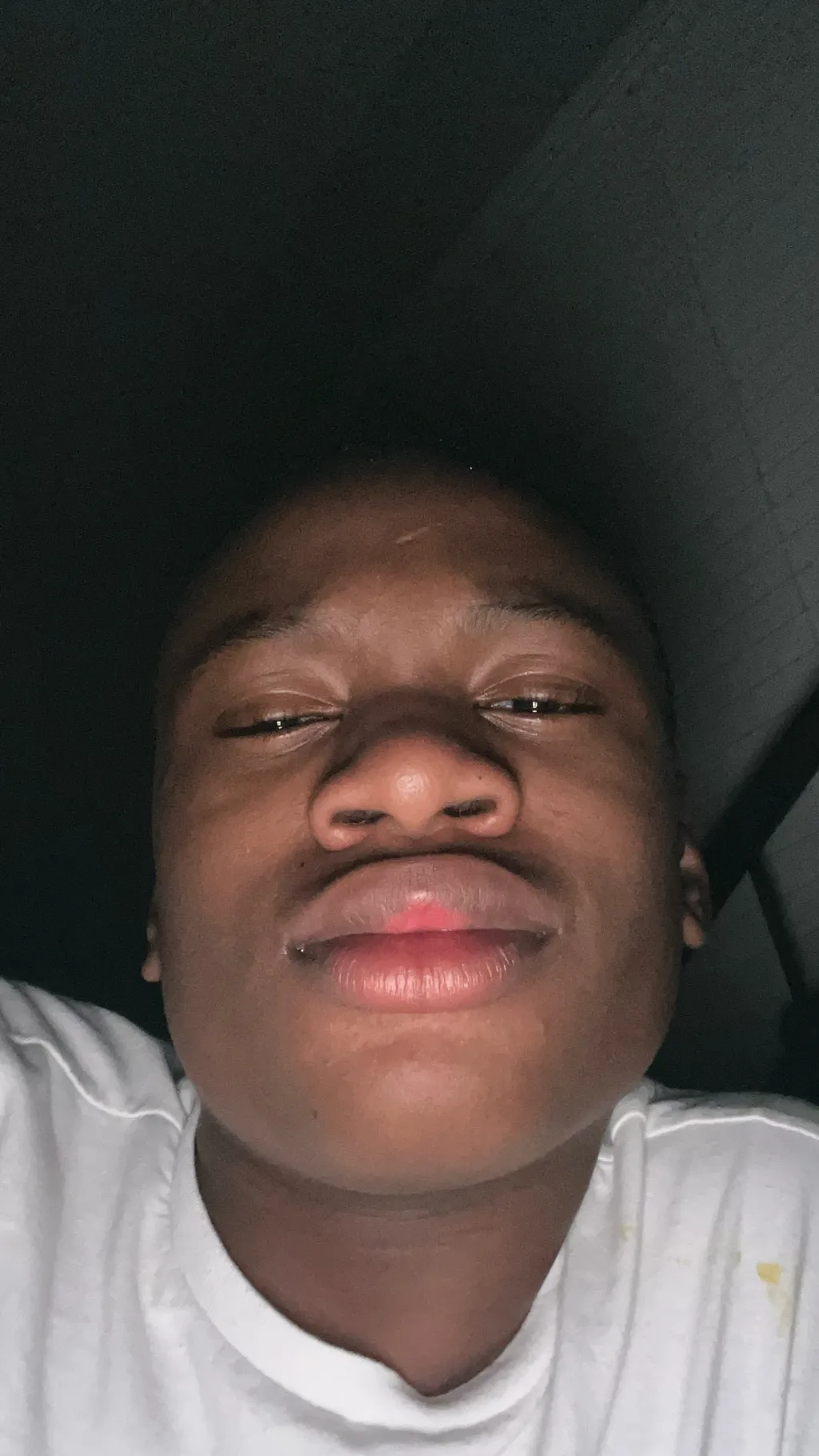 ai character: Desmond  background