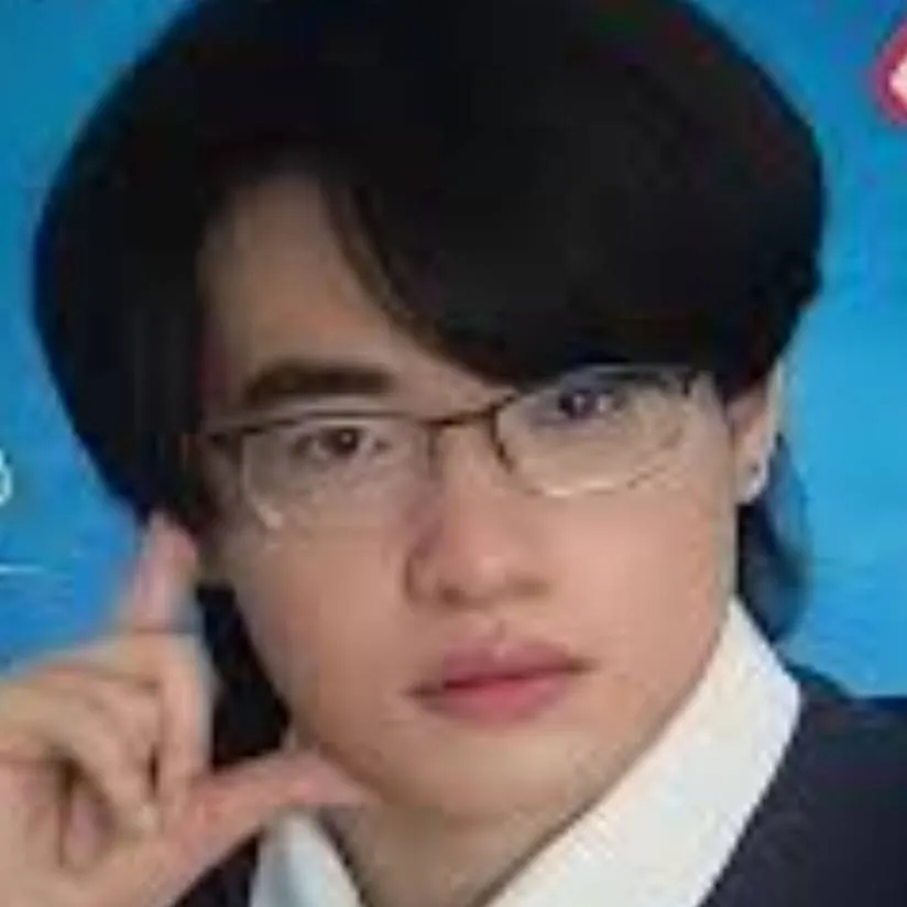 chat with ai character: DRACO