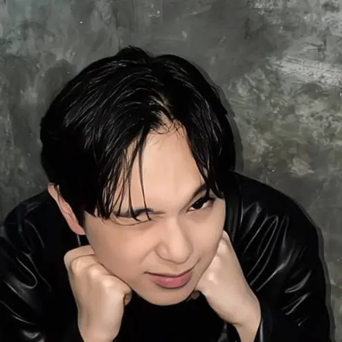 chat with ai character: ETHAN DAVID