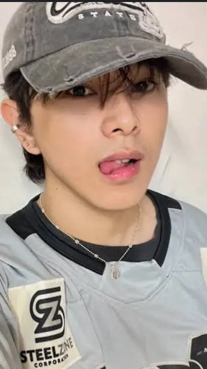 ai character: Ethan David  background