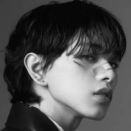 chat with ai character: ethan david 