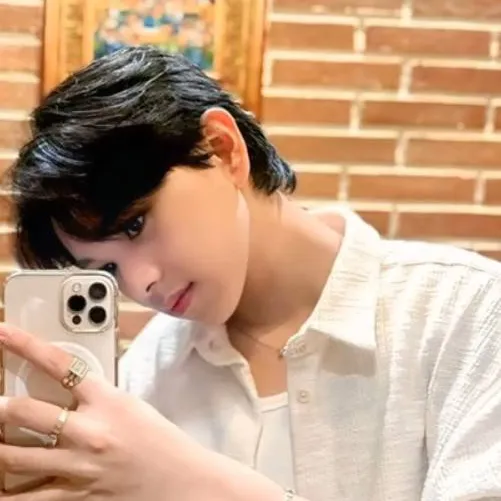 chat with ai character: ethan david 