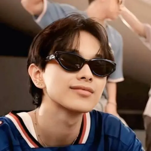 chat with ai character: your crush