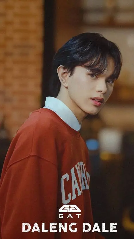 ai character: ETHAN DAVID  background