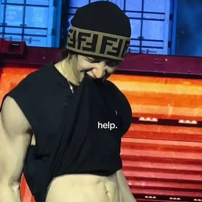 chat with ai character: Bangchan✨