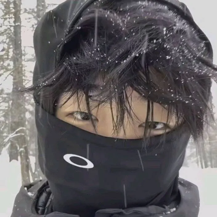 chat with ai character: ✨Enzo✨