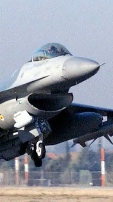 ai character: F-16 background