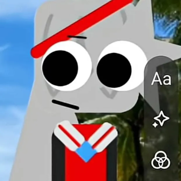 chat with ai character: Marcos