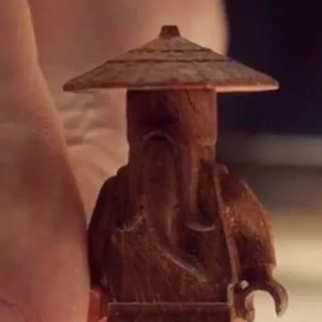 chat with ai character: Ninjago Mystery Wu