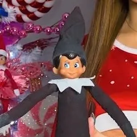 chat with ai character: Elfo oscuro 