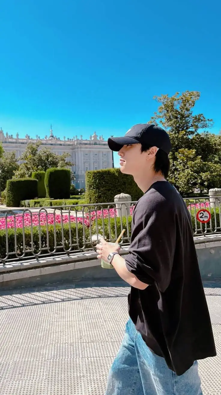 ai character: Jisung background