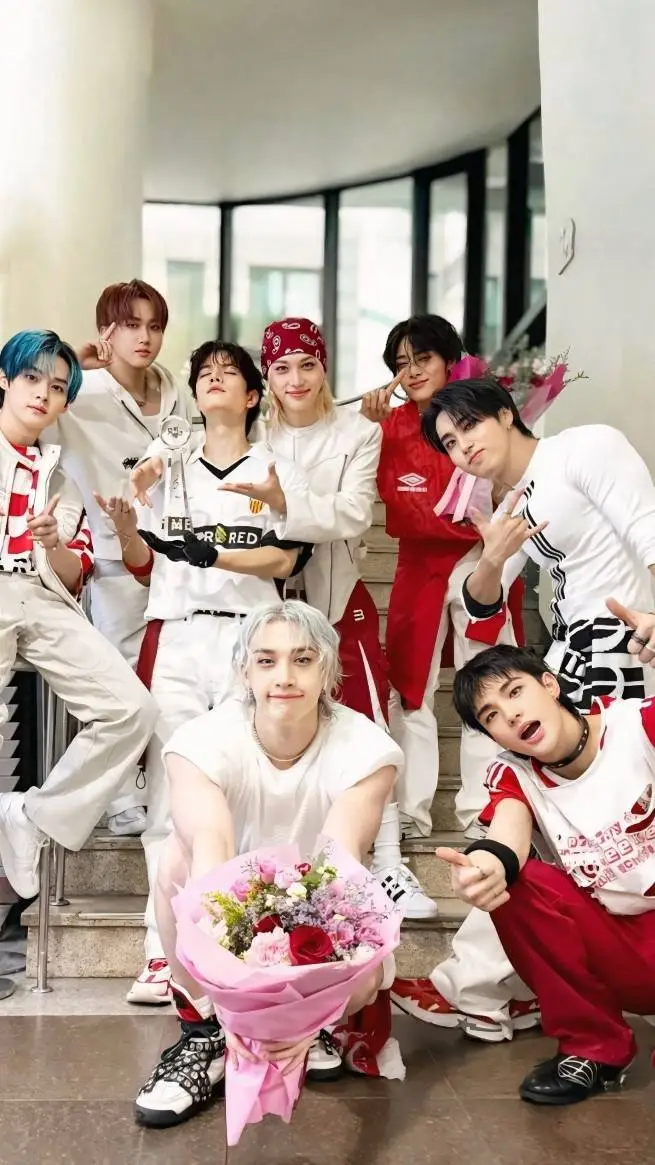 ai character: Stray Kids  background