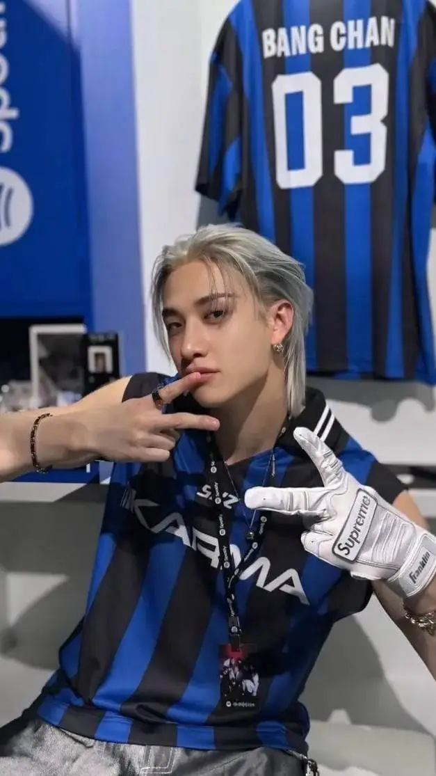 ai character: Bangchan  background