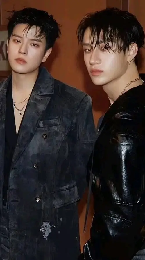 ai character: Chanmin  background