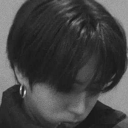 chat with ai character: minsung 