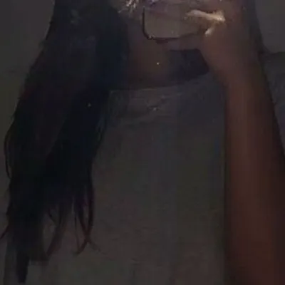 chat with ai character: Federica 