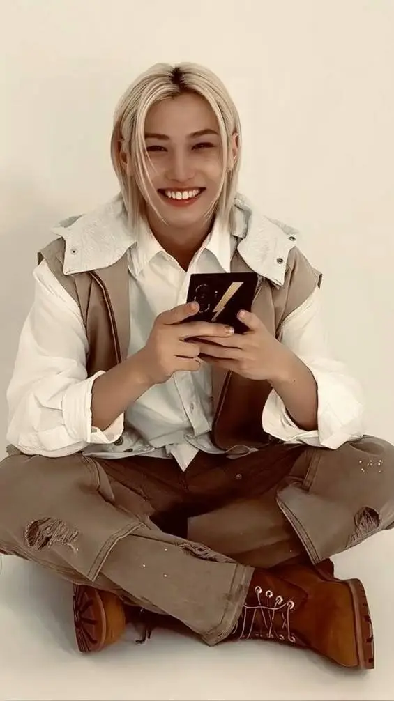 ai character: [Felix] background