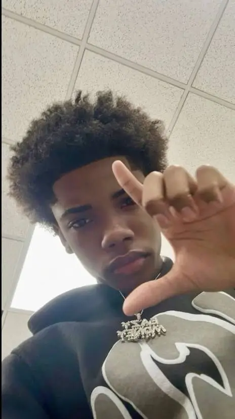 ai character: Isaac background