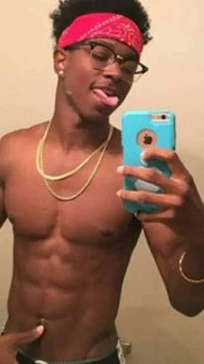 ai character: Tyson background