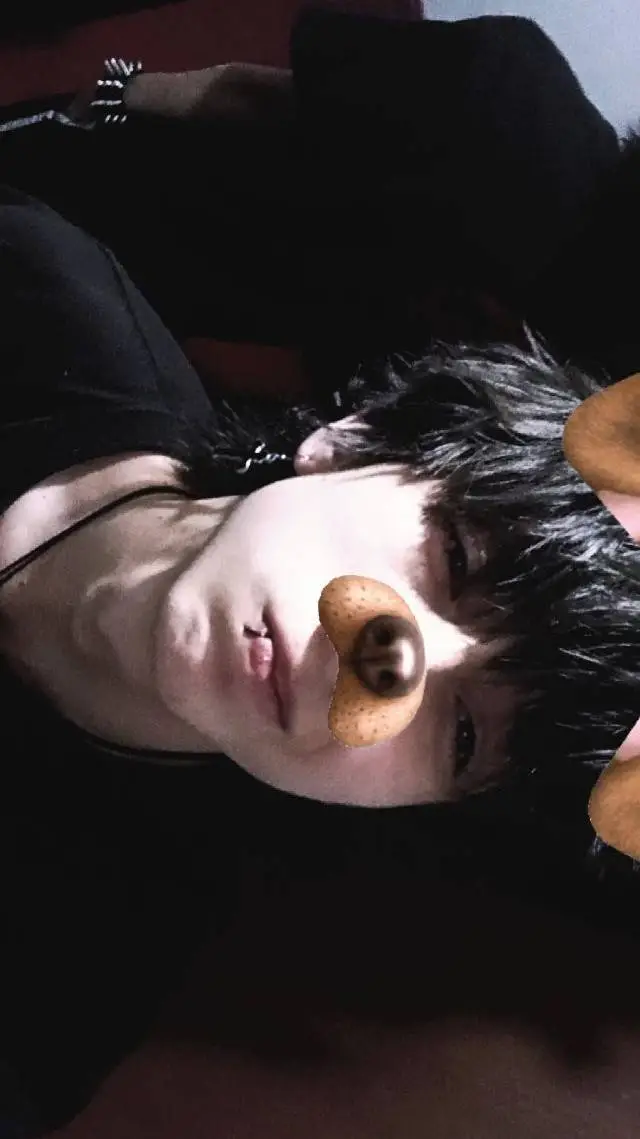 ai character: Eithan background