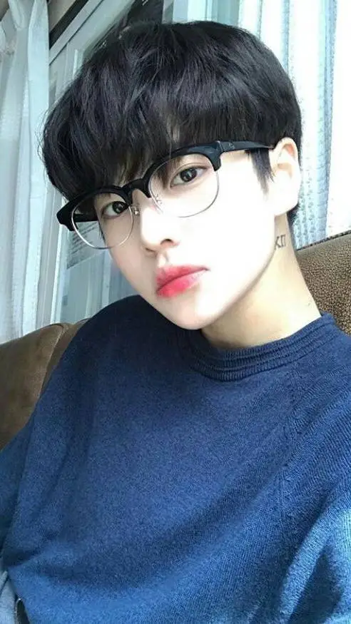 ai character: Eun Woo  background