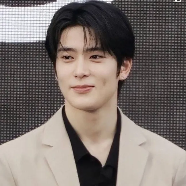 chat with ai character: Jaehyun 