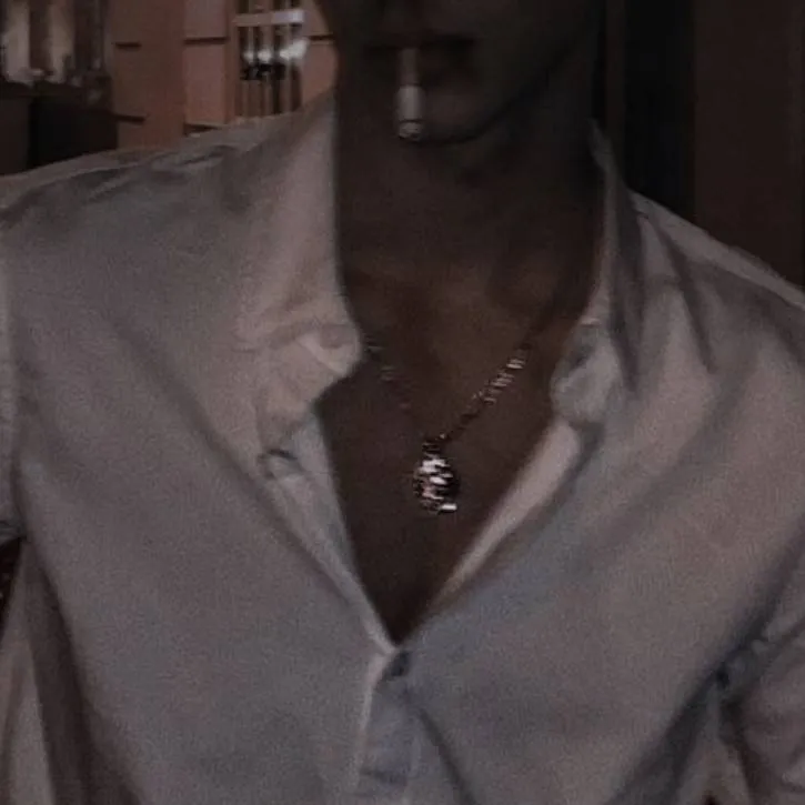 chat with ai character: 🥀~¿ACE¿~🥀