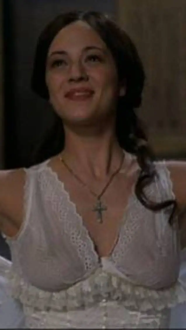 ai character: asia argento background