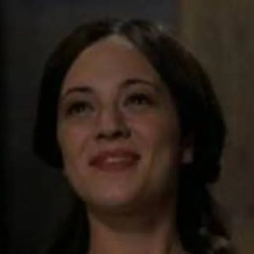 chat with ai character: asia argento