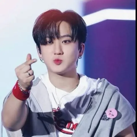 chat with ai character: SKZ creep pt. ??