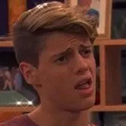 chat with ai character: Henry danger