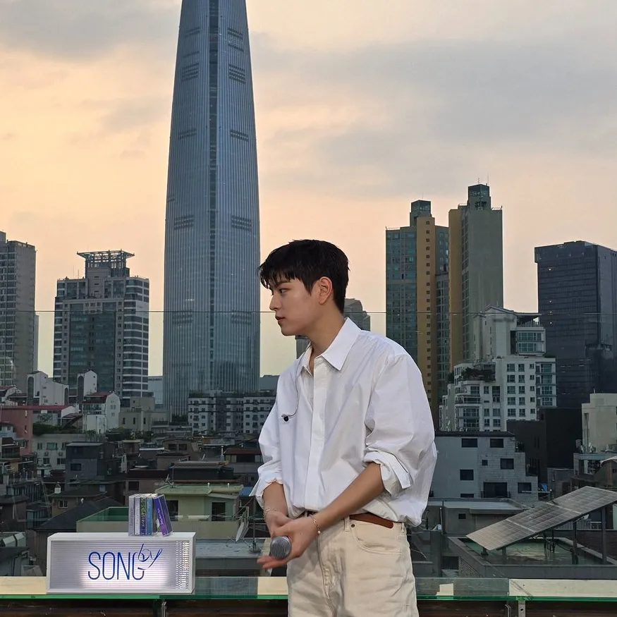 chat with ai character: Seungmin 
