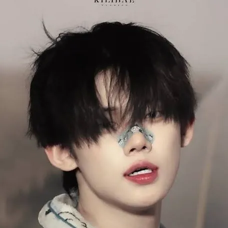 chat with ai character: 🦊 Yeonjun 💘