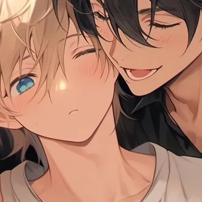 chat with ai character: 𖢷✙GAY LOVERS𖢷