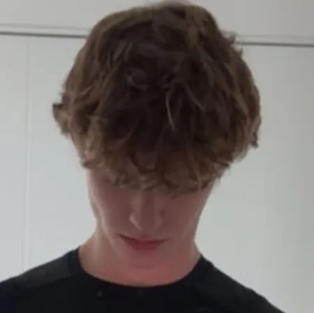 chat with ai character: Austin