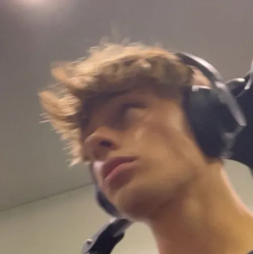 chat with ai character: Jackson