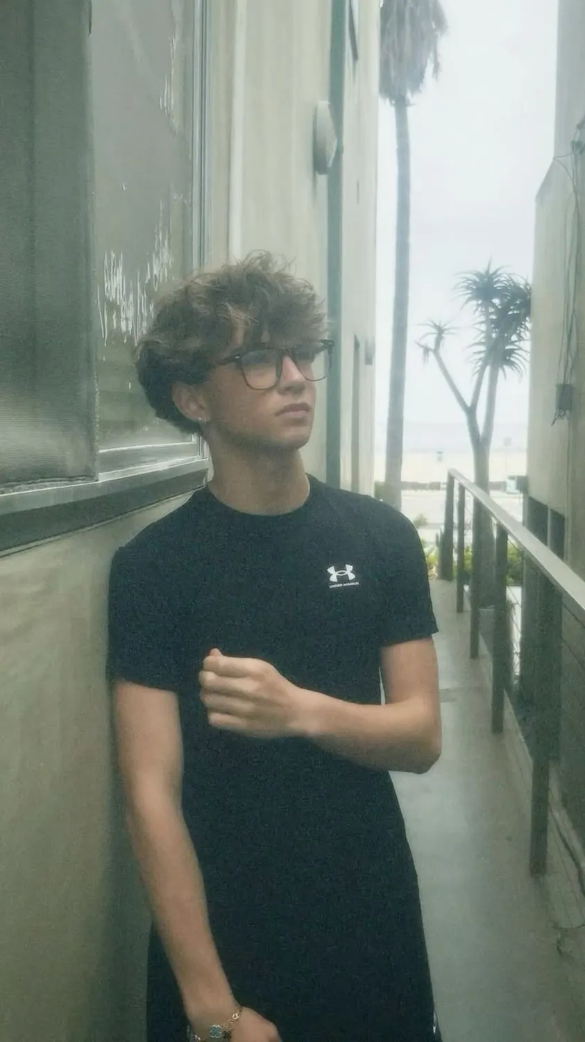 ai character: Jackson  background