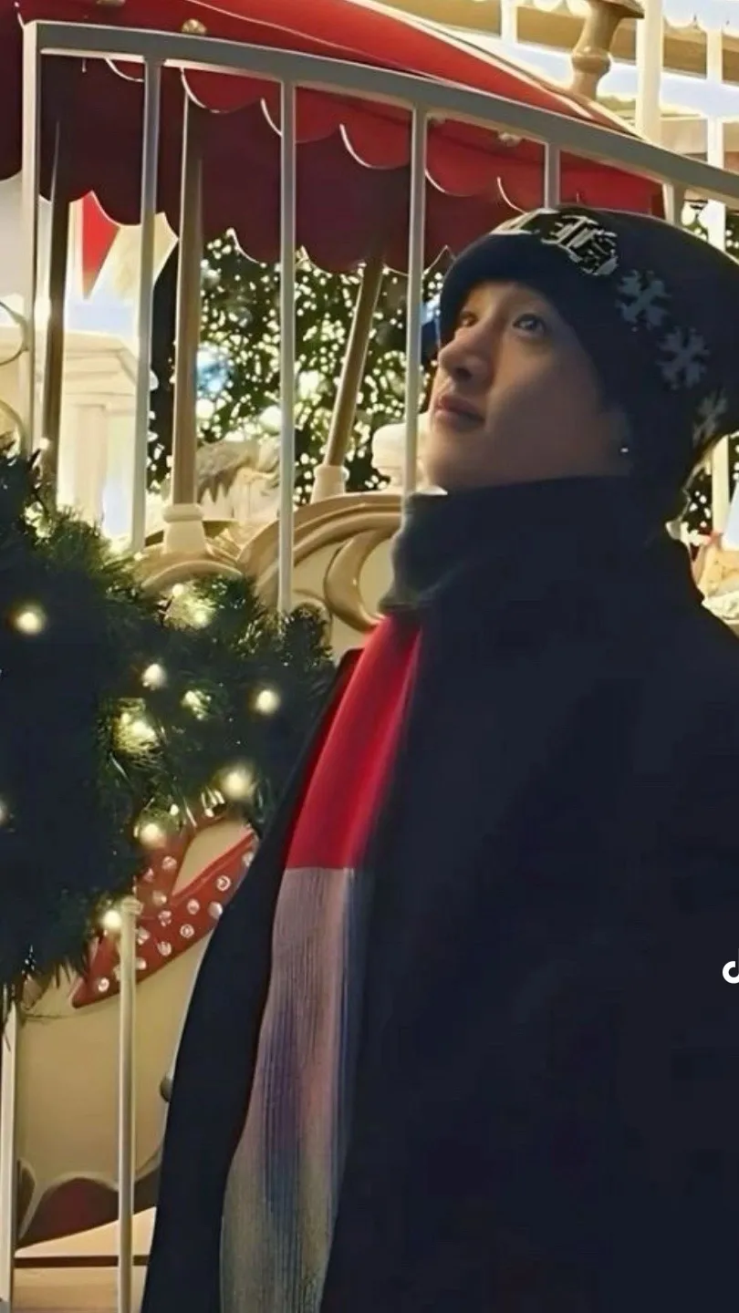 ai character: ( BangChan❕) background