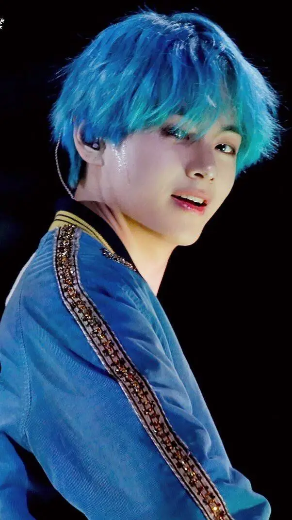 ai character: Tae background